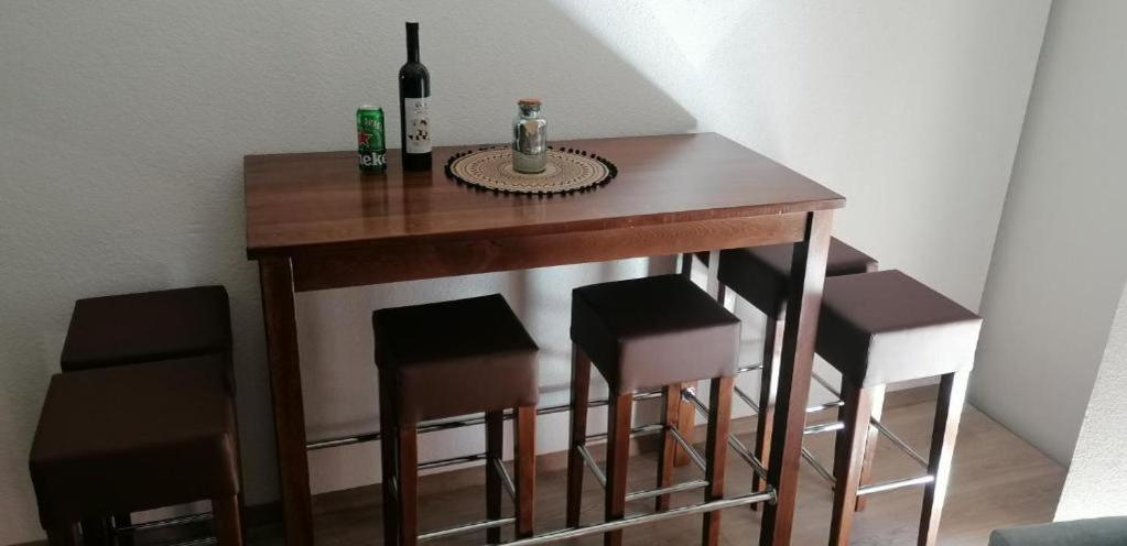 Appartamento Novalja Centar Esterno foto